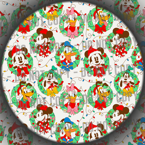 Holiday Wreath Mouse & Friends